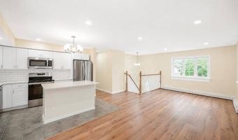 41 Madison Ave, Amityville, NY 11701