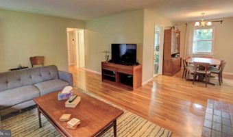 2703 DAWN Dr, Alexandria, VA 22306
