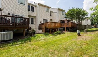 43122 FOREST EDGE Sq, Ashburn, VA 20148