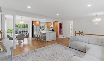 25 N Prindle Ave, Arlington Heights, IL 60004