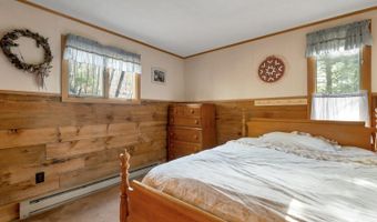 30 Chapman Cir, Campton, NH 03223