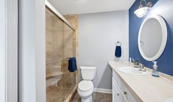 1280 Surfside Cir, Aurora, OH 44202