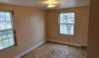 406 14th St SE, Austin, MN 55912