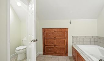 1433 Piney Mountain Rd, Appomattox, VA 24522