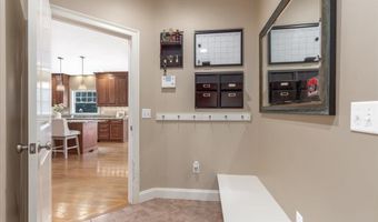 74 Settlers Ct, Bedford, NH 03110