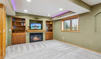 13896 Fallbrook Ct, Apple Valley, MN 55124