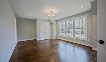 2100 PATRICK HENRY Dr, Arlington, VA 22205