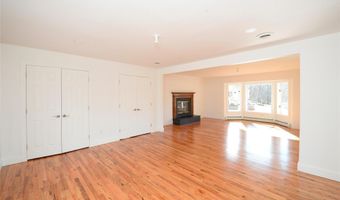 7 Kile Ct, Airmont, NY 10952