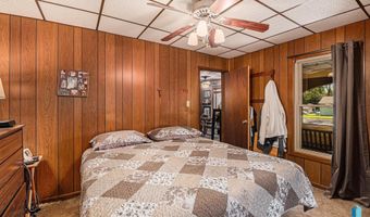 401 Dakota St, Alcester, SD 57001