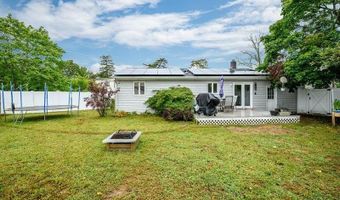453 Cable Ave, Beachwood, NJ 08722