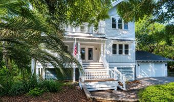 114 N Bald Head Wynd, Bald Head Island, NC 28461