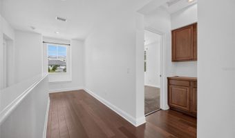 824 ISLEBAY Dr, Apollo Beach, FL 33572