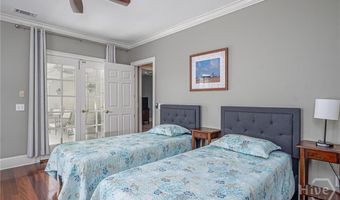 11 Turnbull Ln, Savannah, GA 31410