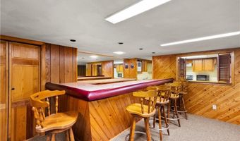 17 Golini Dr, Johnston, RI 02919