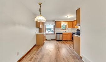 571 Burroughs Dr, Amherst, NY 14226
