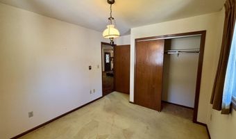 8384 N Broadway, Apple River, IL 61001