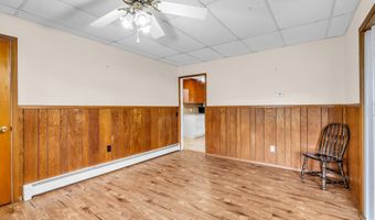 615 Riverside Dr, Bayville, NJ 08721