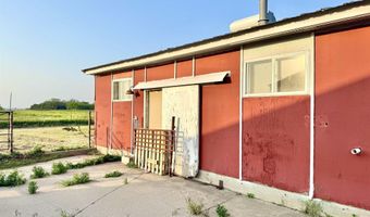26855 SW 89th Rd, Beatrice, NE 68310