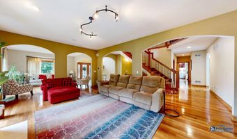 1535 S Douglas Ave, Arlington Heights, IL 60005