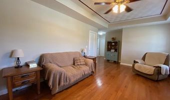 105 Springhill Dr, Bardstown, KY 40004