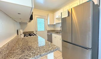 5700 FENWICK Dr, Alexandria, VA 22303