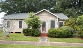 709 E Lafayette St, Abbeville, LA 70510