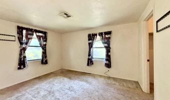 3030 Tamarack Cir, Bosque Farms, NM 87068