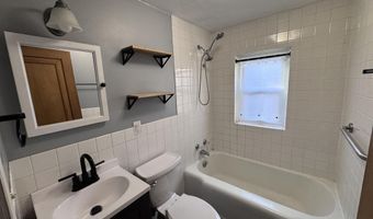 1823 N UNION St, Appleton, WI 54911