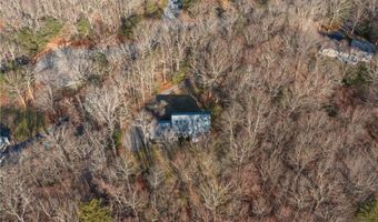 44 Azalea Ave, Exeter, RI 02822
