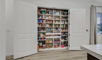 111 Ibiza Lake Dr, Henderson, NV 89011