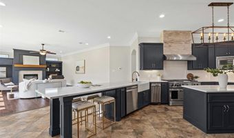2413 Versailles Dr, Heath, TX 75032