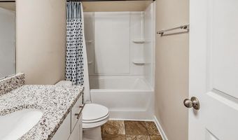 893 Deepwood Ct, Boiling Springs, SC 29316