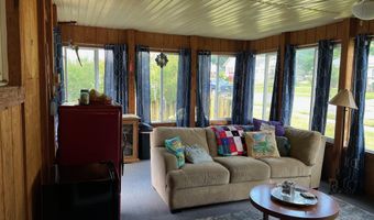 831 N River Ave, Alma, MI 48801