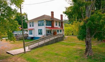 101 Davis, Alderson, WV 24910