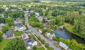 146 S Main St, Bradford, VT 05033