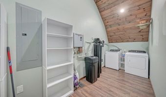 14098 S 176th Rd, Adams, NE 68301