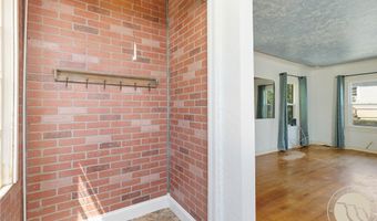 805 Clark Ave, Billings, MT 59101