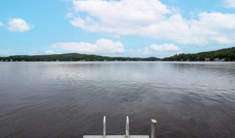 1639 W Shore Rd, Cabot, VT 05647