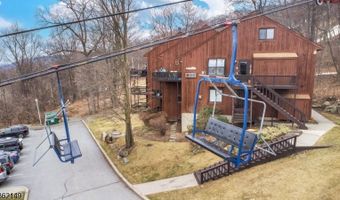 4 Winter Park Dr 4, Alloway, NJ 07462