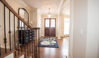 1059 E Paces Ln NE, Atlanta, GA 30326