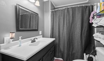 2417 H St, Bedford, IN 47421