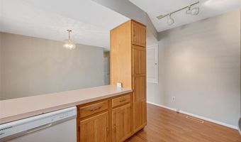 585 Golfwood Dr, Ballwin, MO 63021