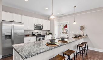 9 Hyde Park Pl, Arden, NC 28704