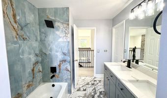 1145 Mackenzie Dr, Antioch, IL 60002
