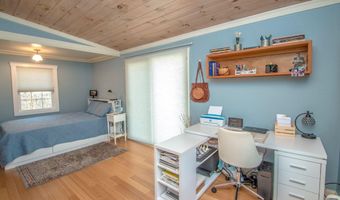 8 Kearsarge St, Bartlett, NH 03812