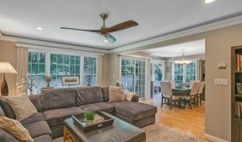 111 Trotters Ln, Allendale, NJ 07401
