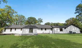 35 Stone Fence Rd, Allendale, NJ 07436