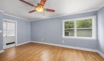 4812 7TH St N, Arlington, VA 22203