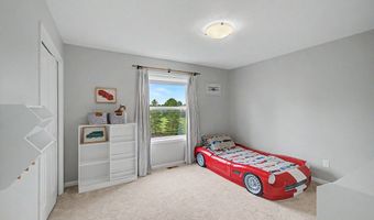 6694 Lakeview Cir NE, Albertville, MN 55301