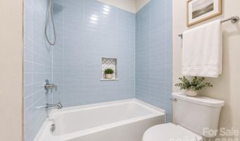 2800 Hilliard Dr, Charlotte, NC 28205